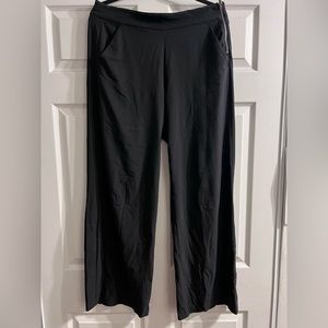 Athleta Black Wide Leg Trousers - with side buttons - Size 8